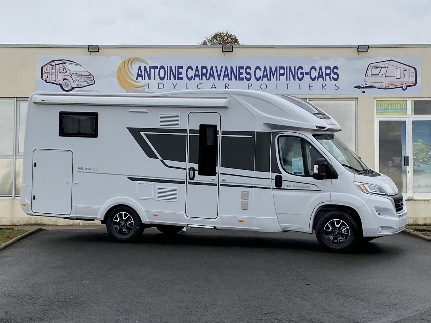 Antoine Caravanes et Camping Car - Adria MATRIX AXESS 650 DL à 83 567€