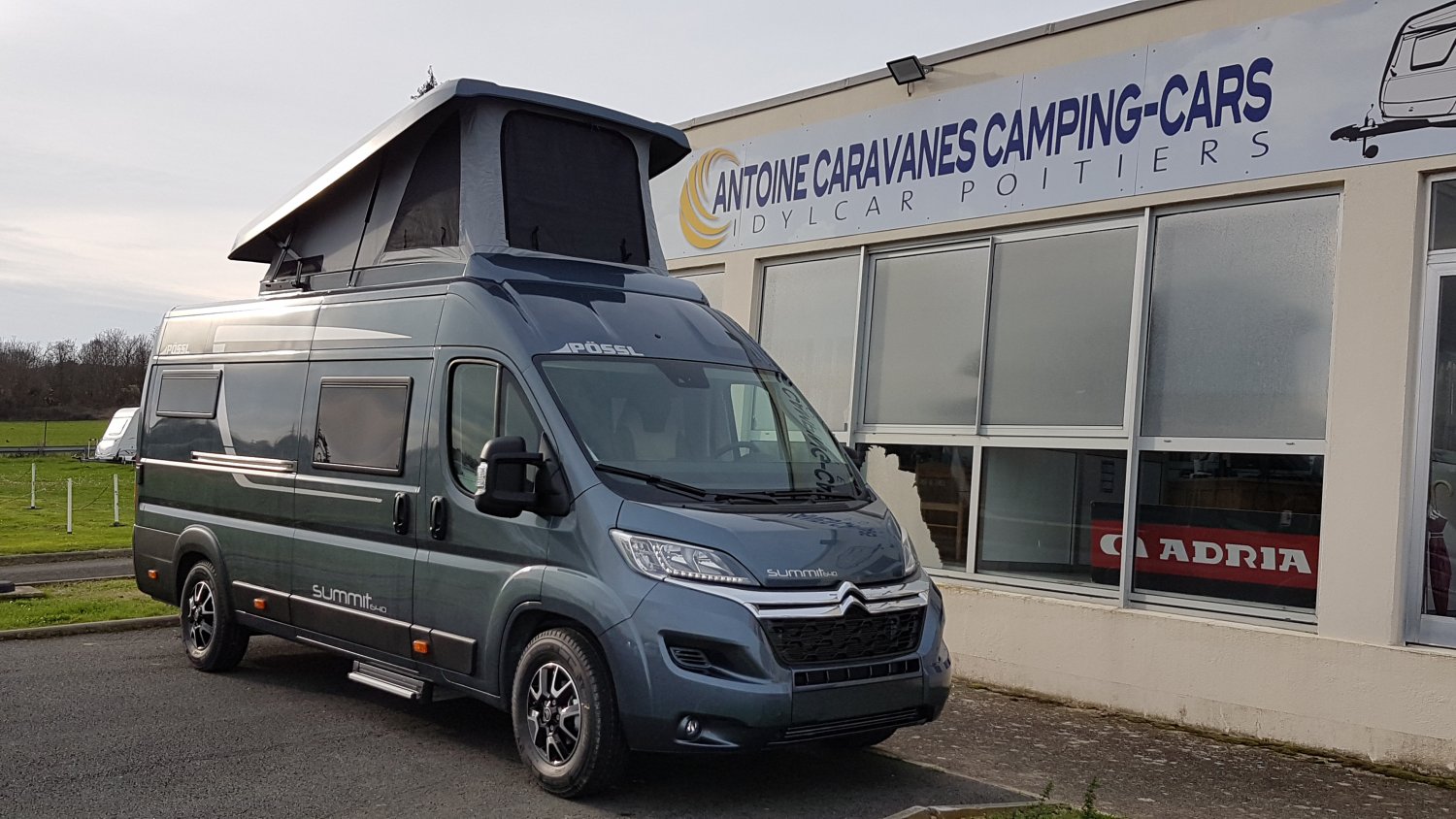 Antoine Caravanes et Camping Car - Possl SUMMIT 640 à 76 938€