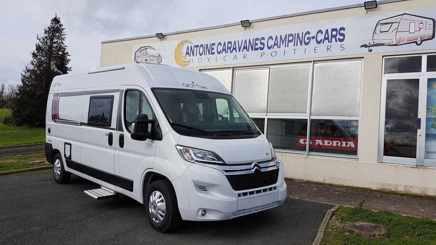 Antoine Caravanes et Camping Car - Giottiline GIOTTIVAN 60 T à 60 264€