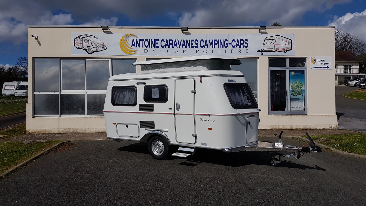 Antoine Caravanes et Camping Car - Eriba TOURING 430 LEGEND EDITION à 32 130 €