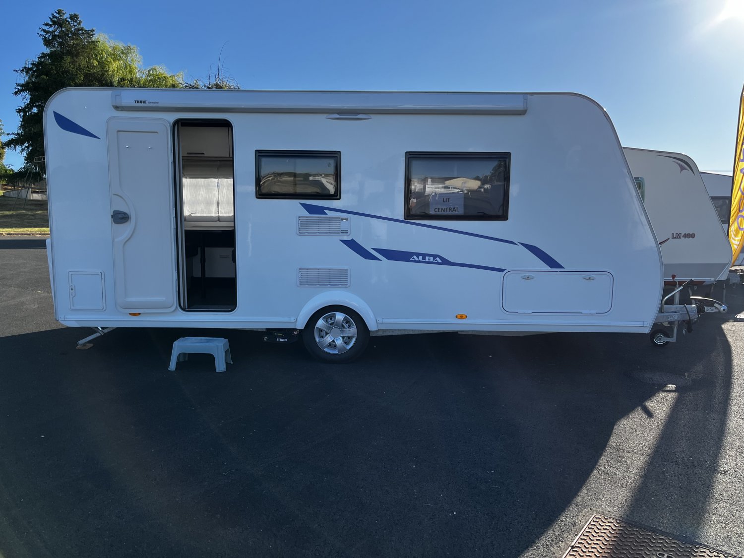 Antoine Caravanes et Camping Car - Caravelair Alba 460 à 19 900€