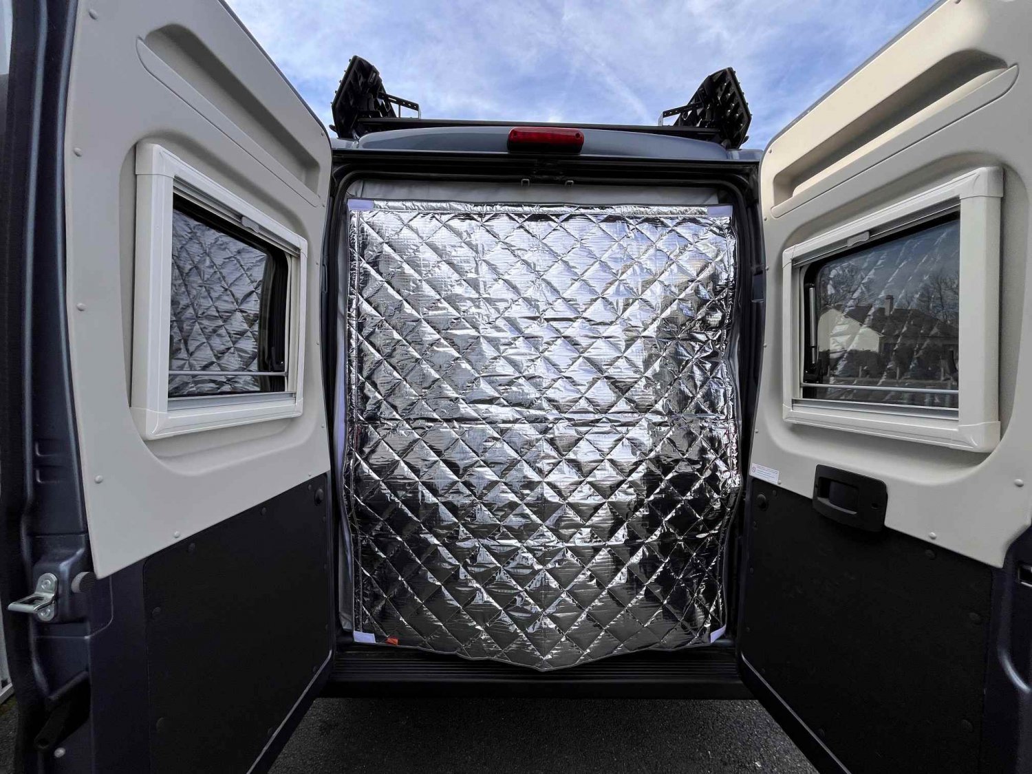 Antoine Caravanes et Camping Car BURSTNER CAMPEO C 540 4*4 Burstner