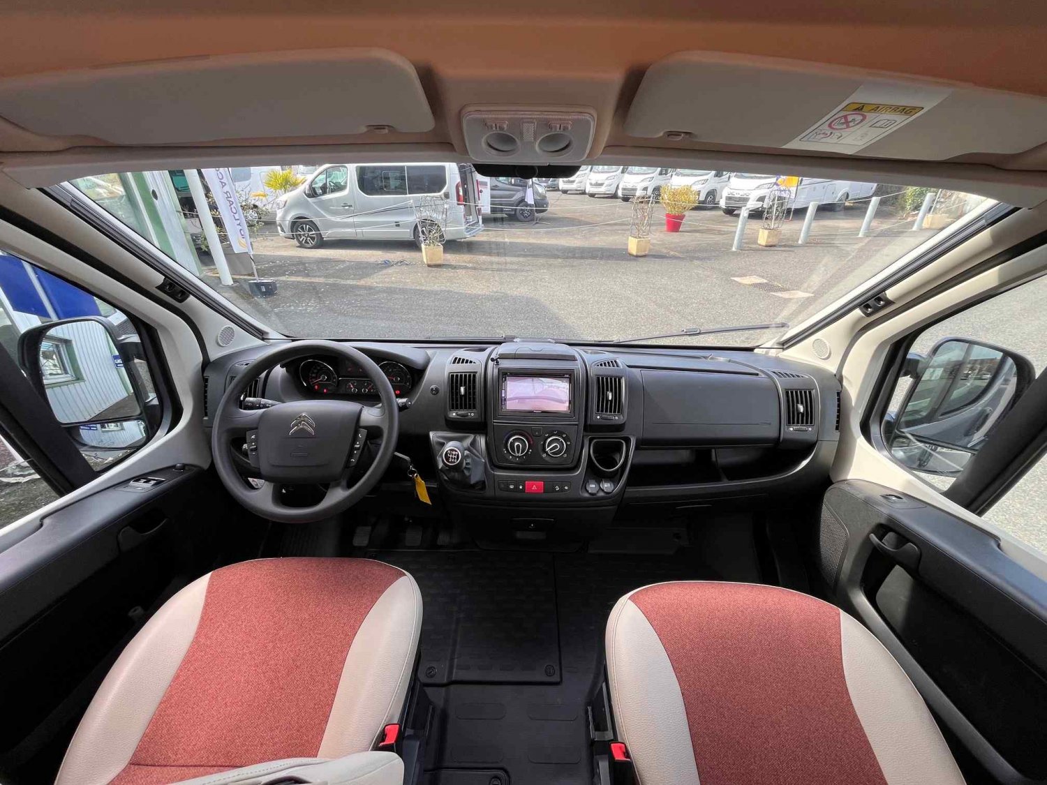 Antoine Caravanes et Camping Car BURSTNER CAMPEO C 540 4*4 Burstner