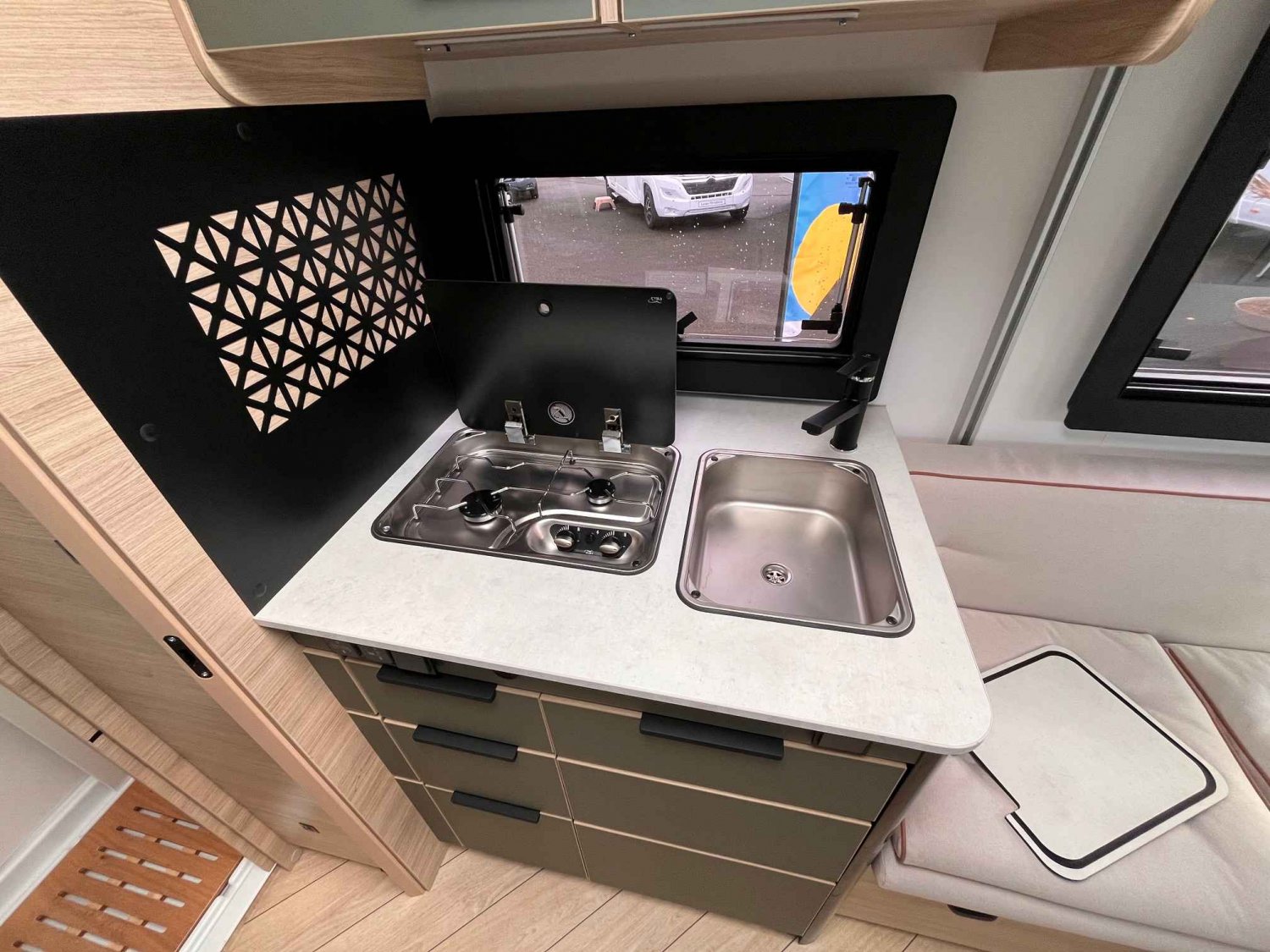 Antoine Caravanes et Camping Car CHALLENGER X150 OPEN EDITION Challenger