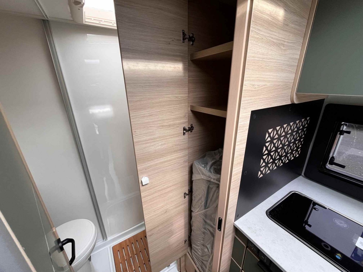 Antoine Caravanes et Camping Car CHALLENGER X150 OPEN EDITION Challenger