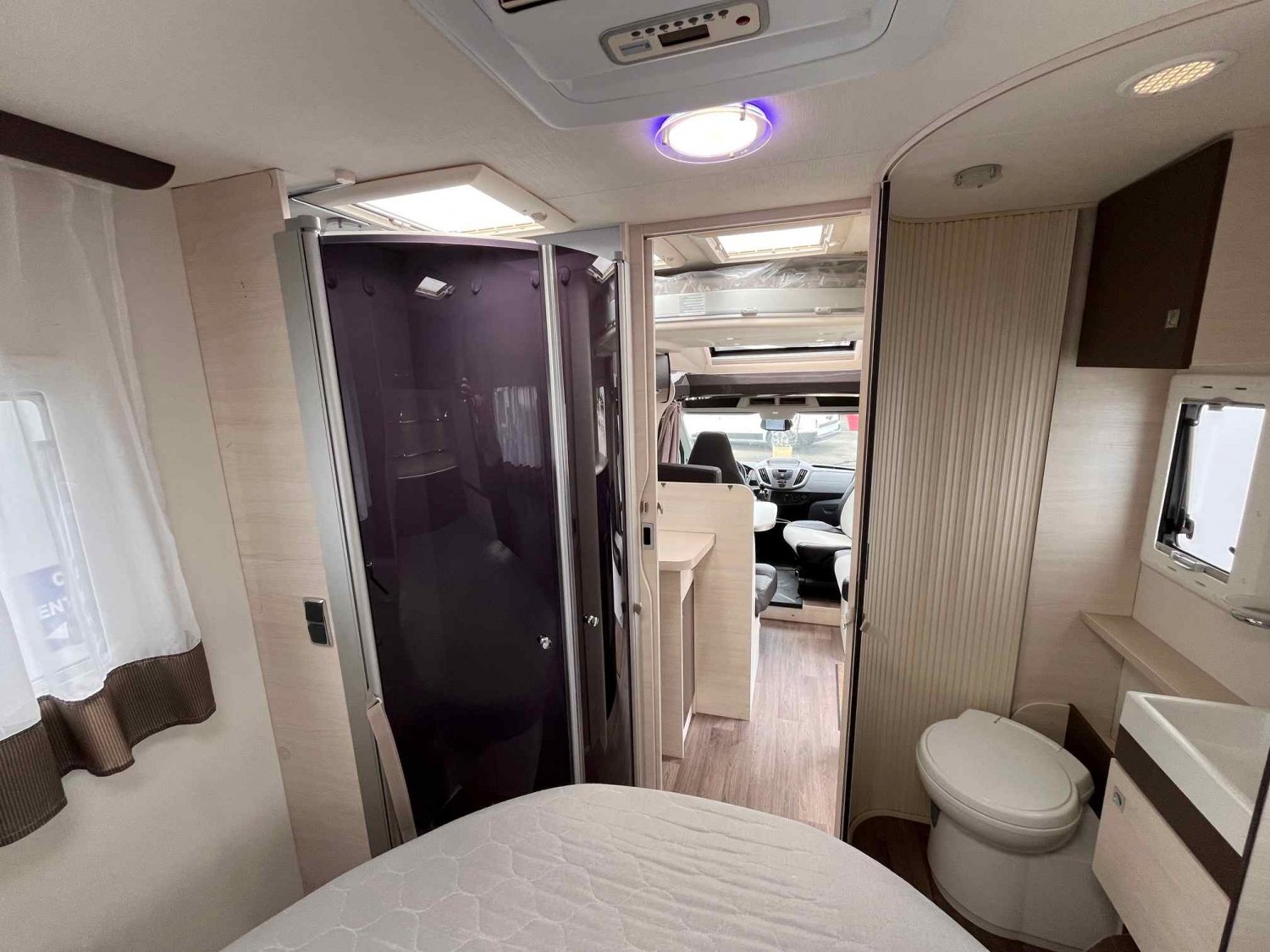 Antoine Caravanes et Camping Car QUARTZ 288 EB Challenger