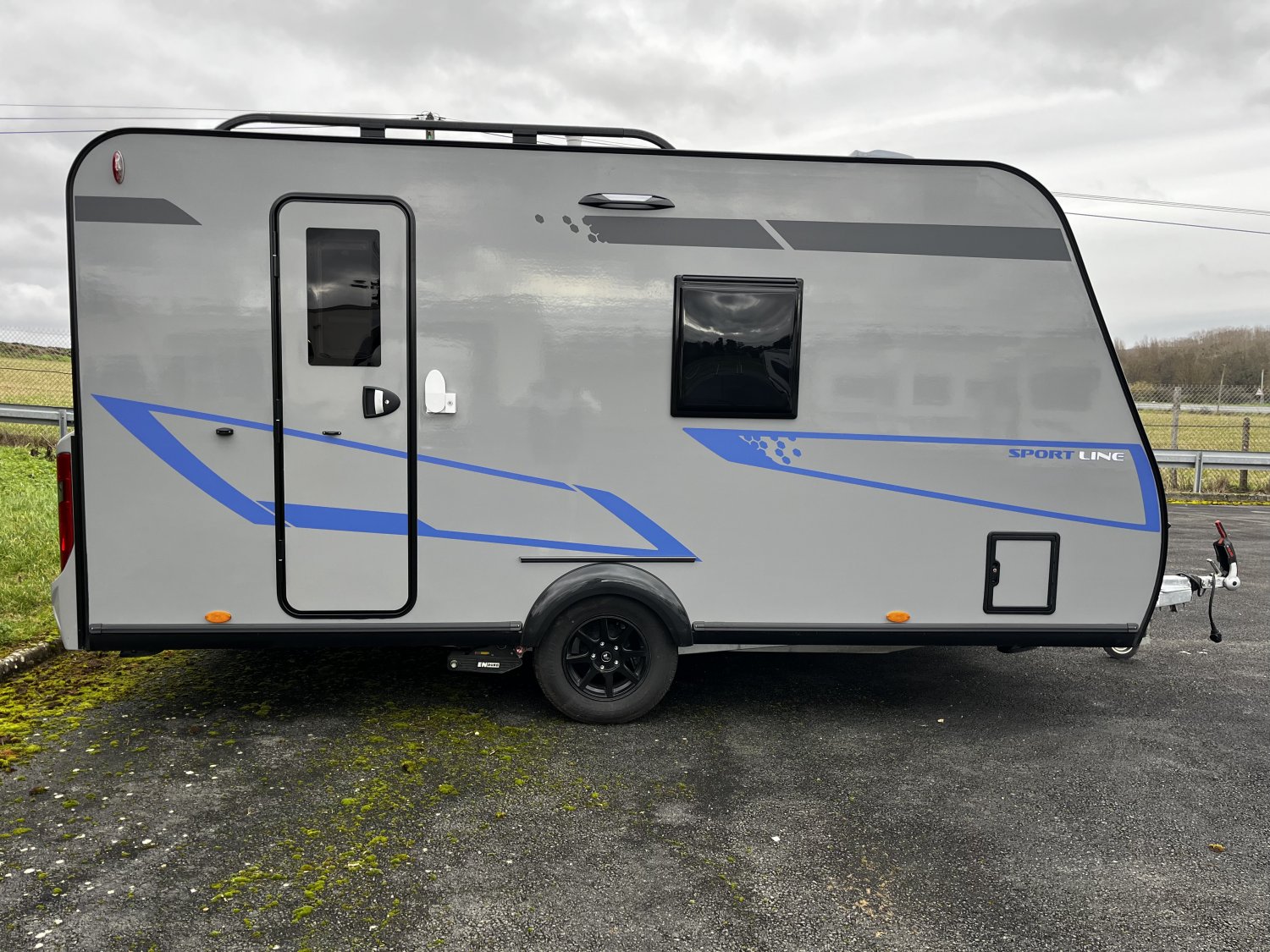 Antoine Caravanes et Camping Car - Caravelair SPORT LINE 410 à 20 990&euro;€