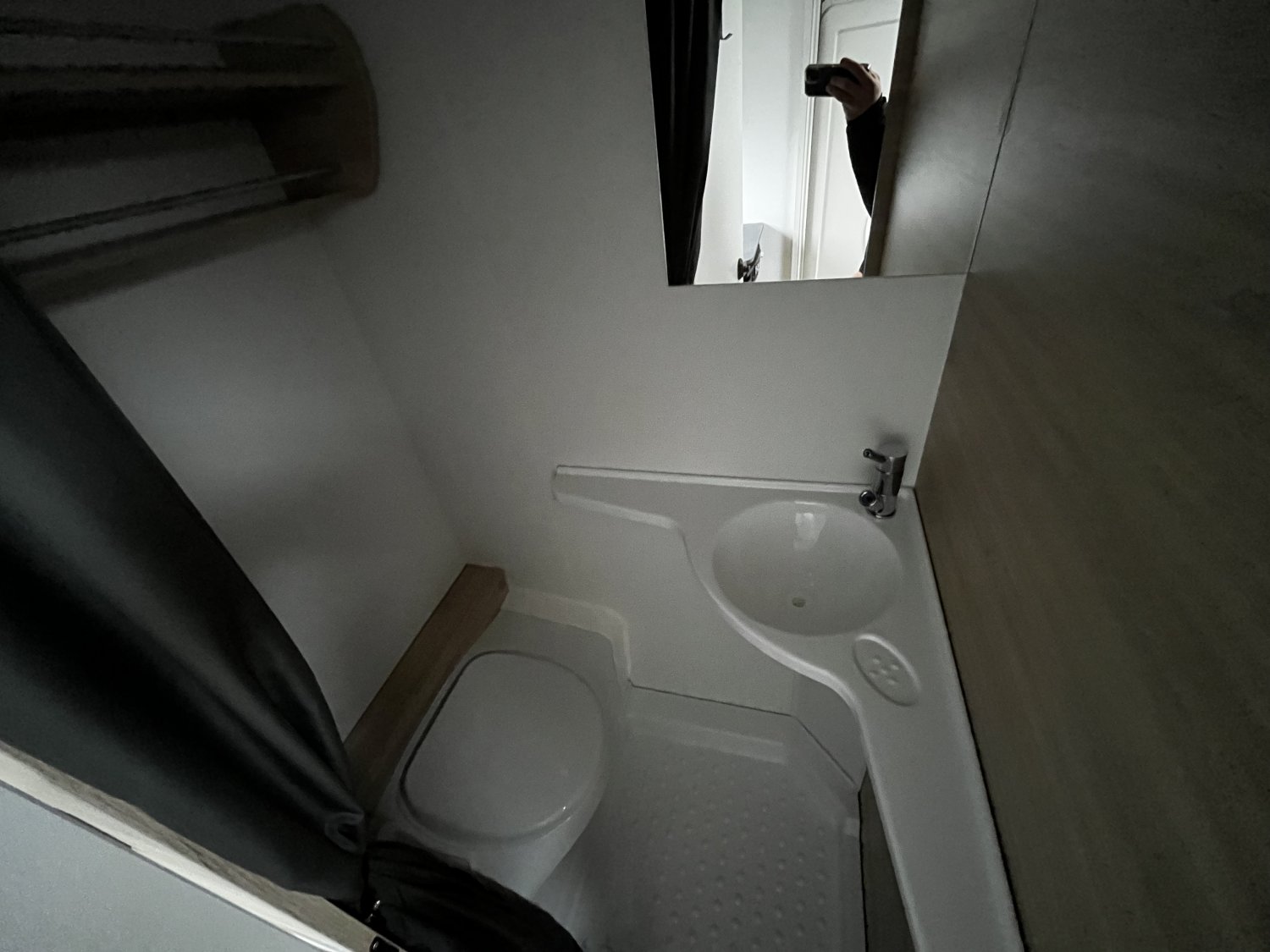 Antoine Caravanes et Camping Car ALBA 400 Caravelair