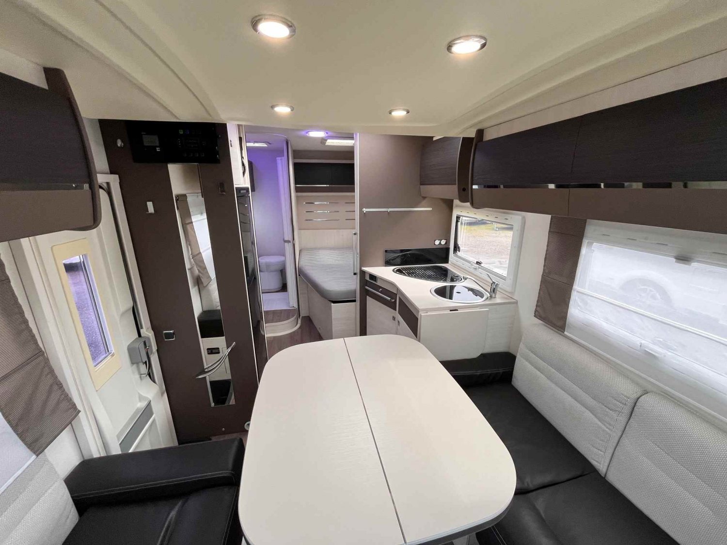 Antoine Caravanes et Camping Car GENESIS 275 Challenger