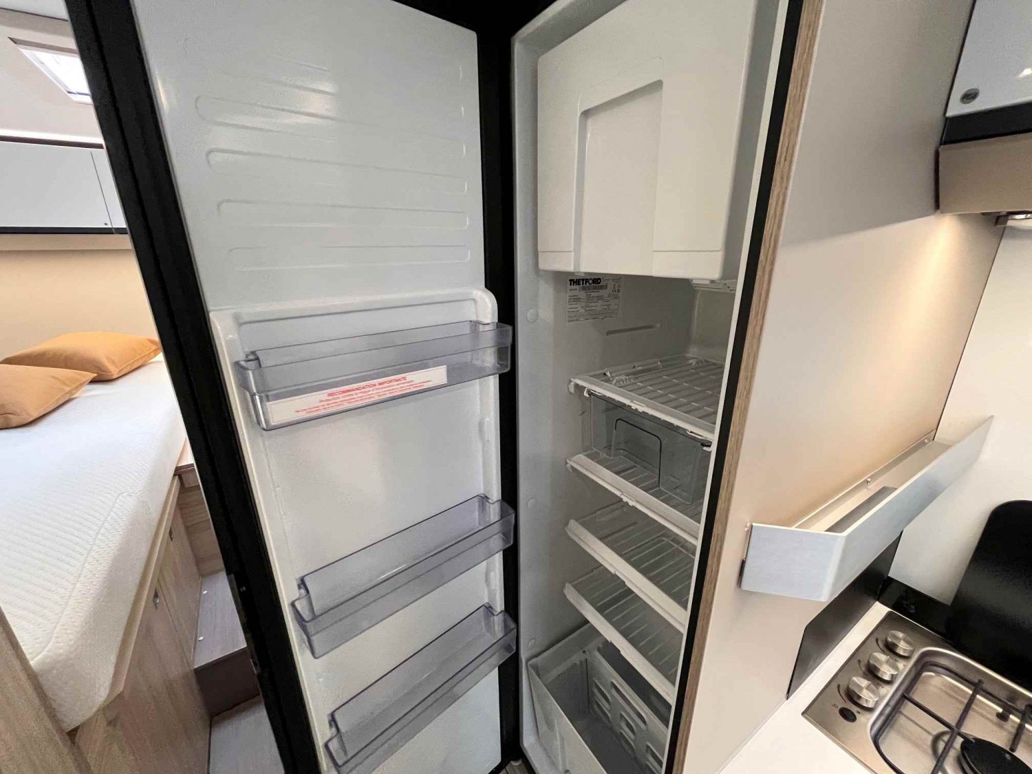 Antoine Caravanes et Camping Car COMPACT DL Adria