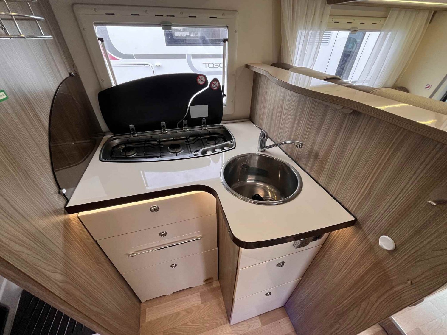 Antoine Caravanes et Camping Car 720 LC PRIVILEGE Autostar