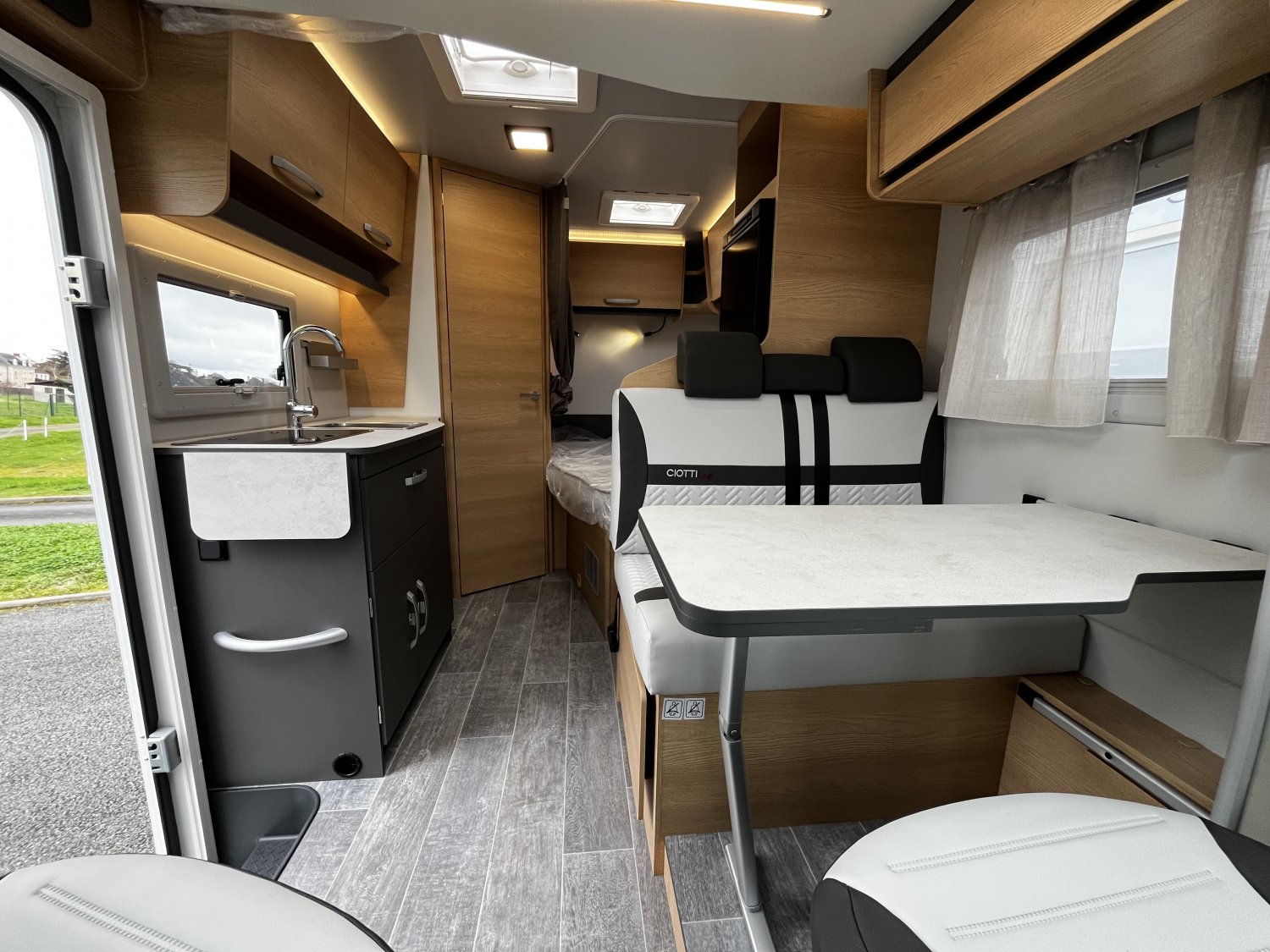 Antoine Caravanes et Camping Car SIENA 330 Giottiline