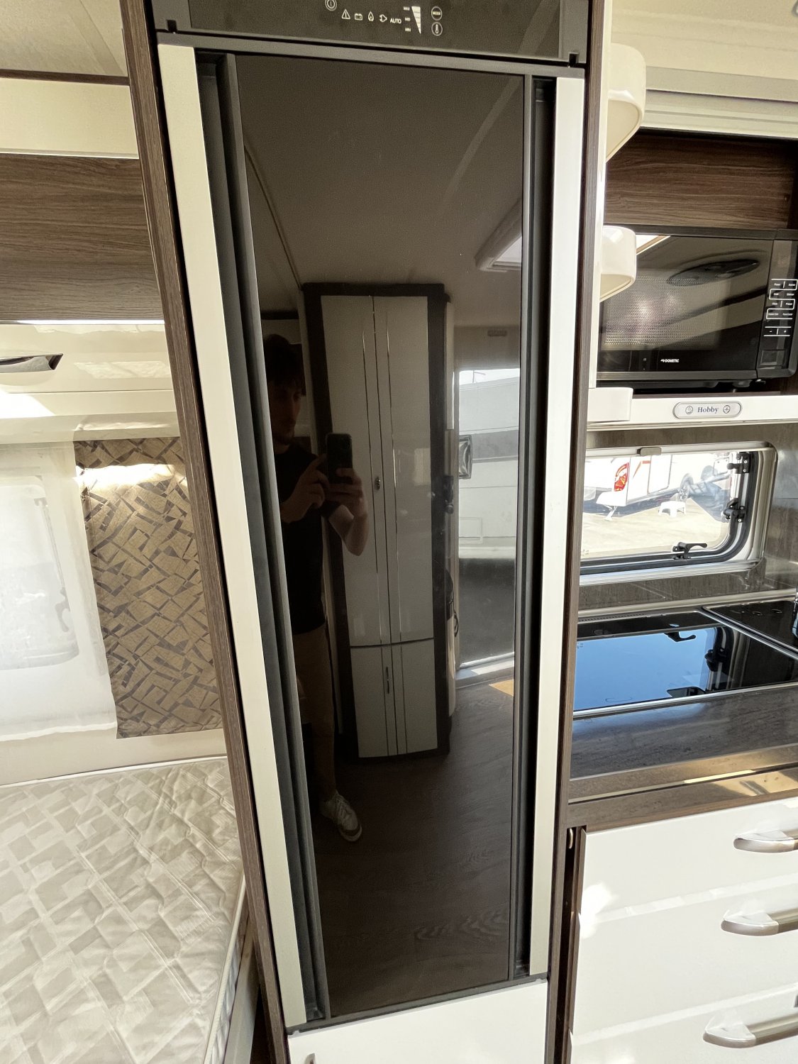 Antoine Caravanes et Camping Car PRESTIGE 560 WLU Hobby