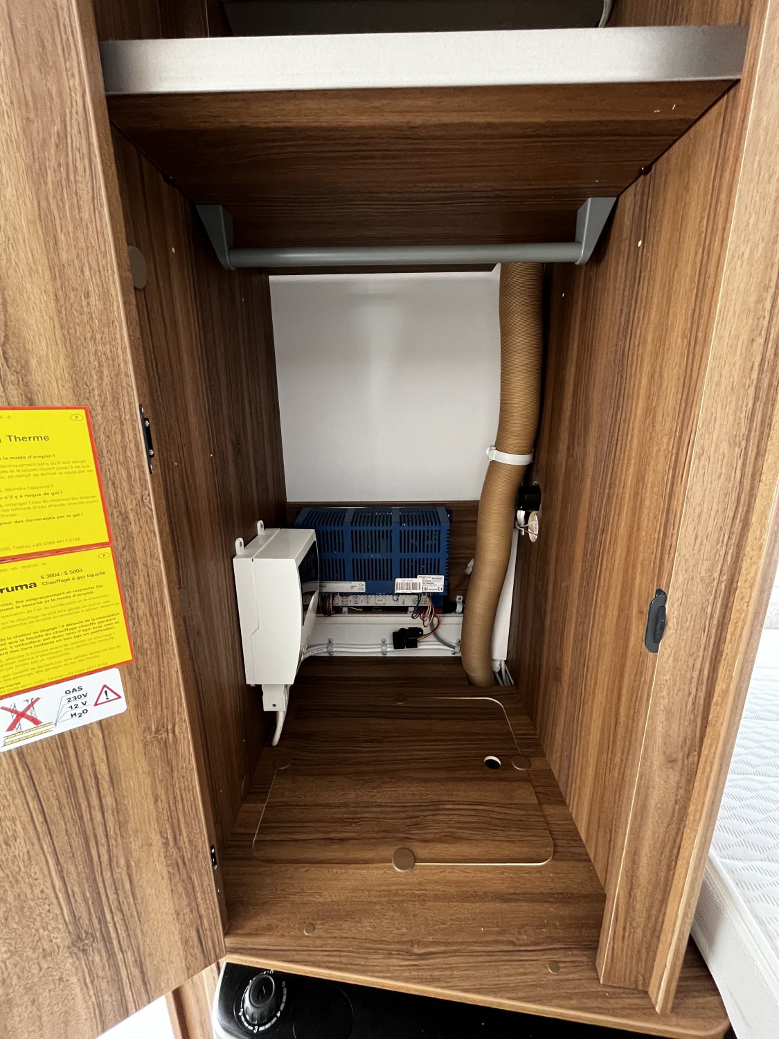 Antoine Caravanes et Camping Car TOURING 310 FAMILIA LEGEND EDITION Eriba