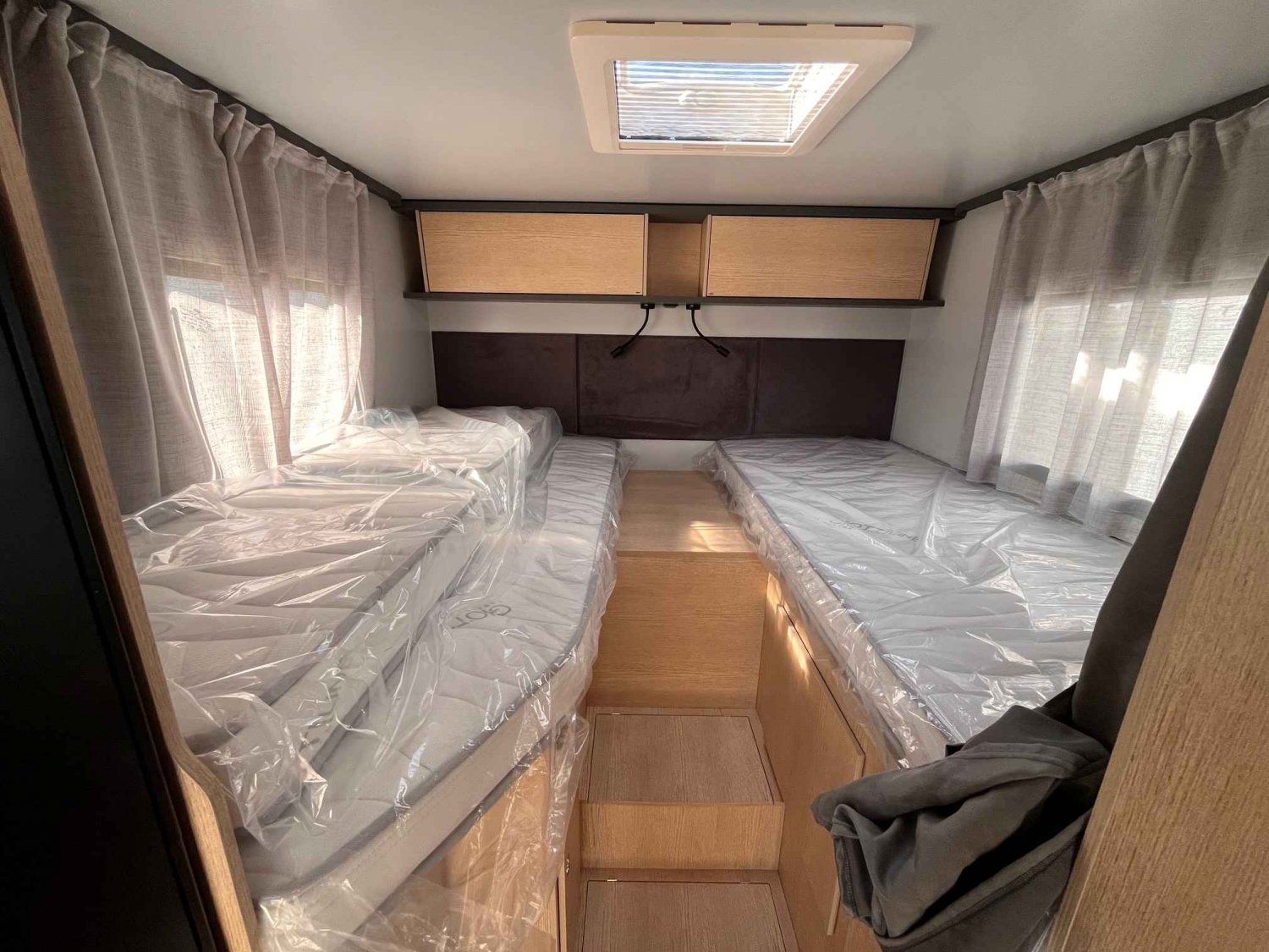 Antoine Caravanes et Camping Car COMPACT CX66 Giottiline