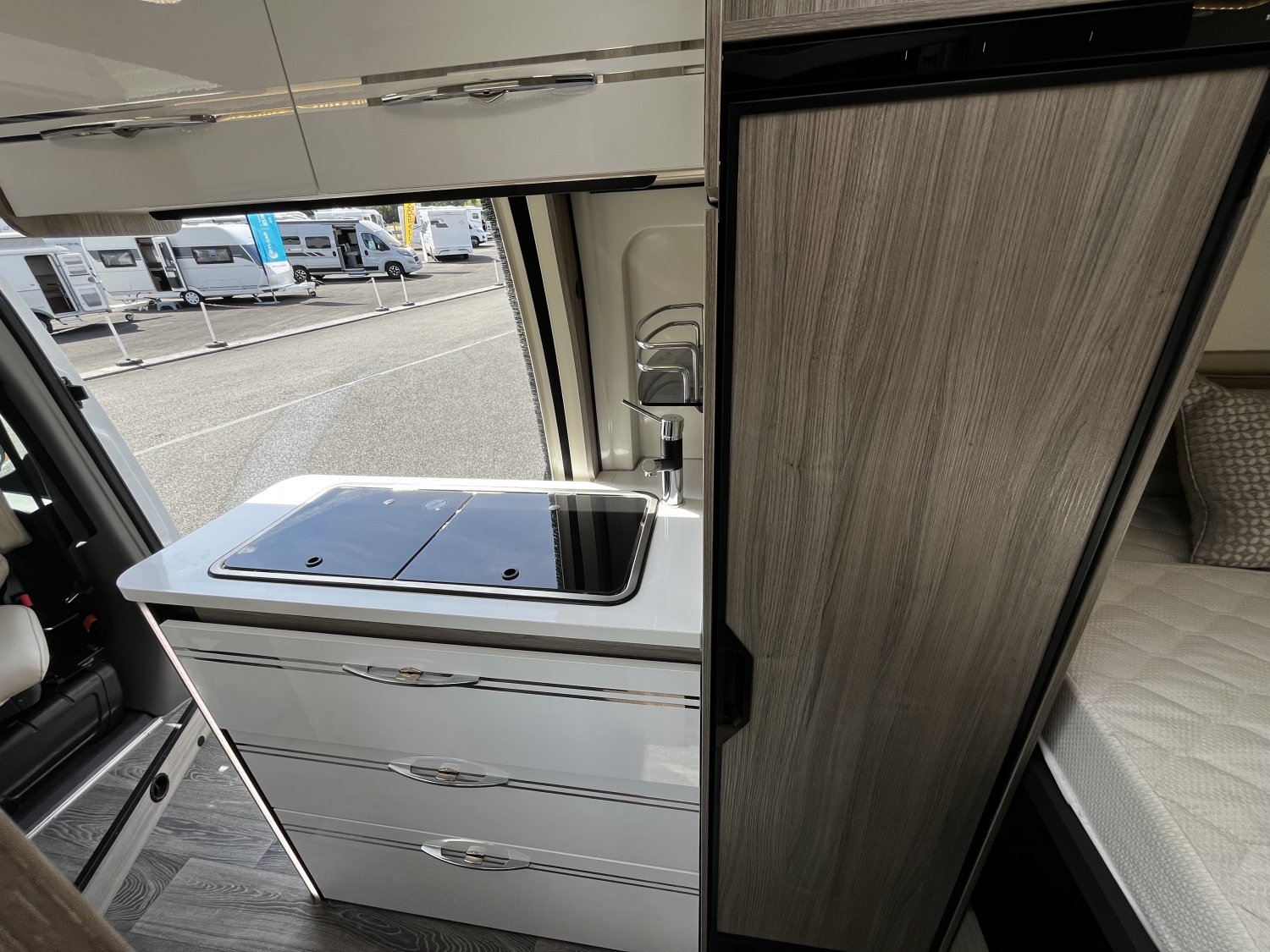 Antoine Caravanes et Camping Car R 621 Randger