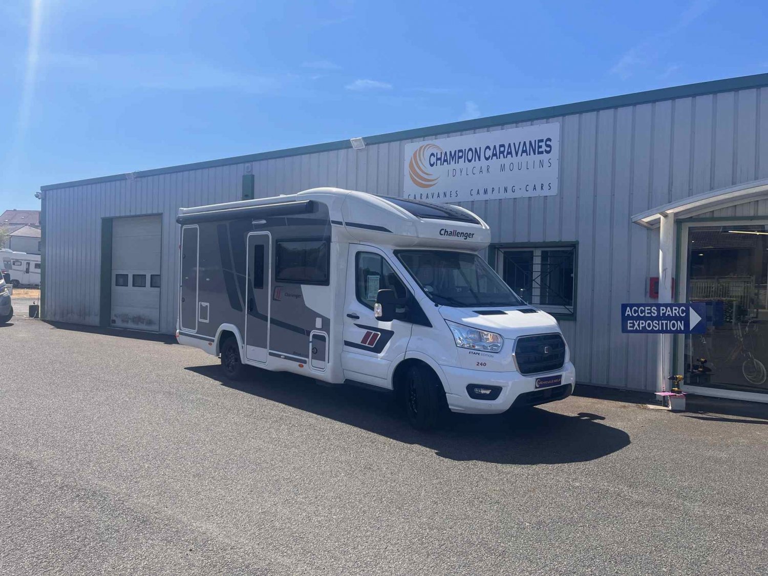 Antoine Caravanes et Camping Car - Challenger 240 ETAPE EDITION à 73 490 &euro;€