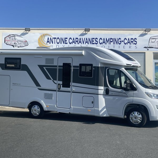 Antoine Caravanes et Camping Car MATRIX PLUS 670 DL Adria