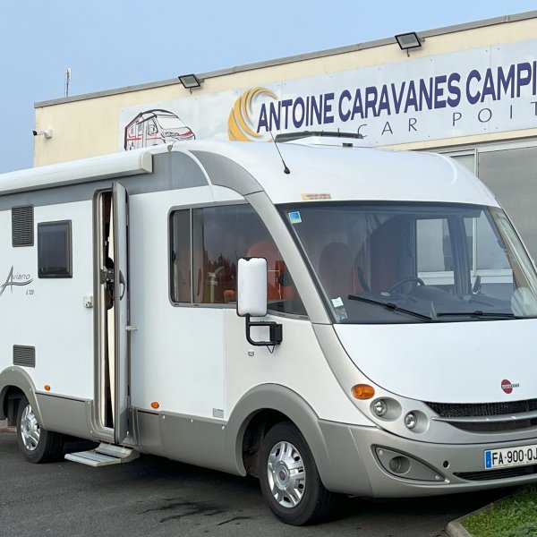 Antoine Caravanes et Camping Car Aviano I725 Burstner