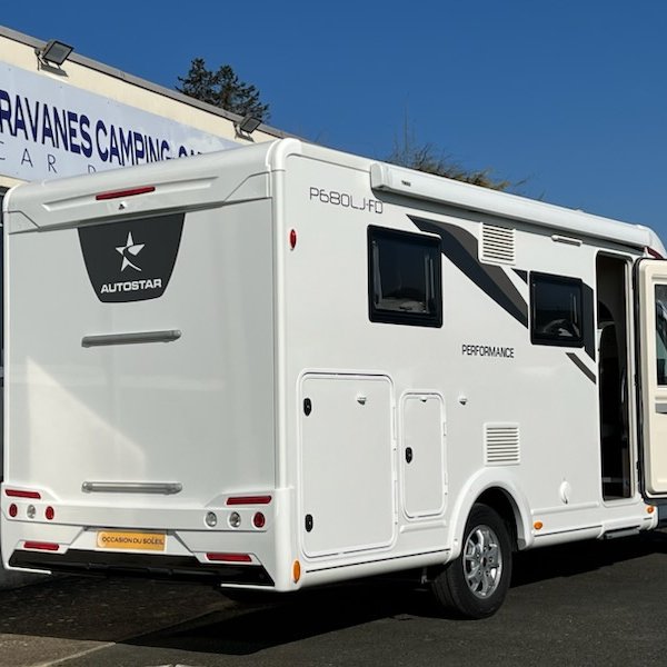 Antoine Caravanes et Camping Car P680 LJ FD Autostar