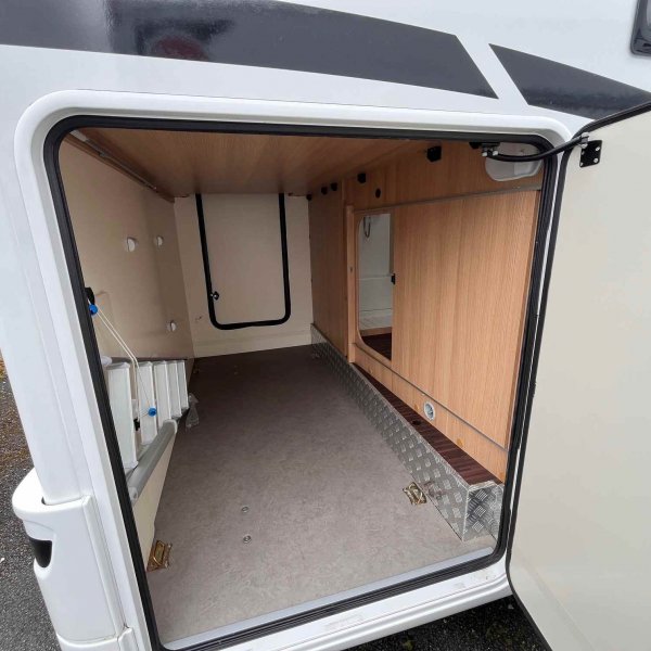 Antoine Caravanes et Camping Car MC4 Mc Louis