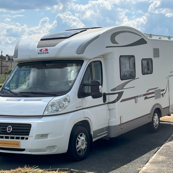 Antoine Caravanes et Camping Car MATRIX M 680 SP Adria