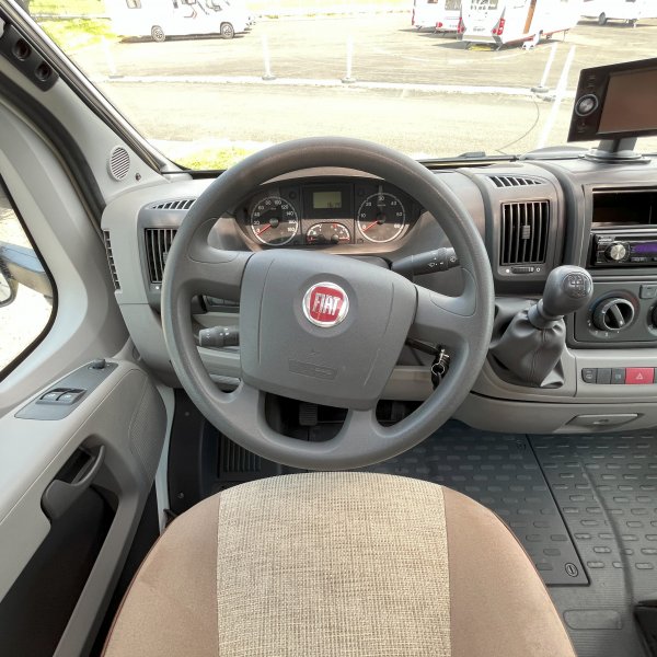 Antoine Caravanes et Camping Car MATRIX M 680 SP Adria