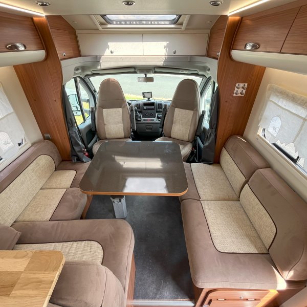 Antoine Caravanes et Camping Car MATRIX M 680 SP Adria
