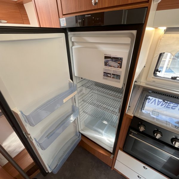 Antoine Caravanes et Camping Car MATRIX M 680 SP Adria