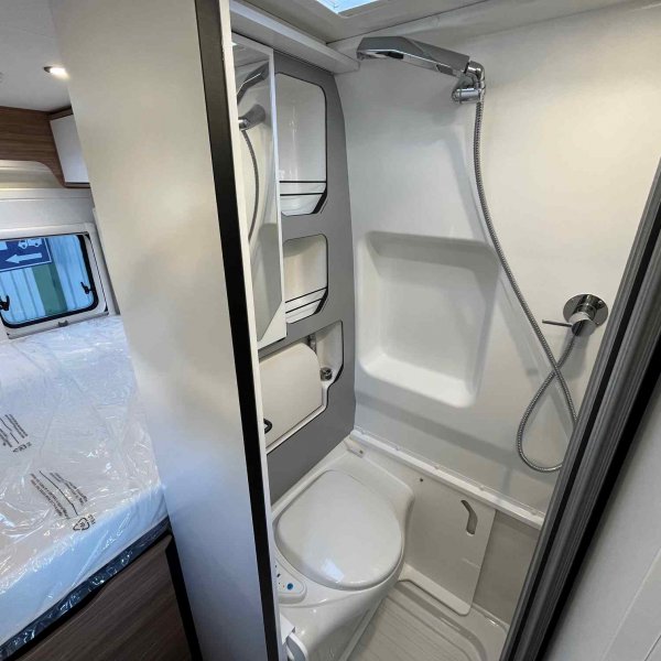 Antoine Caravanes et Camping Car VAN 600 GX EDITION FIT Pilote