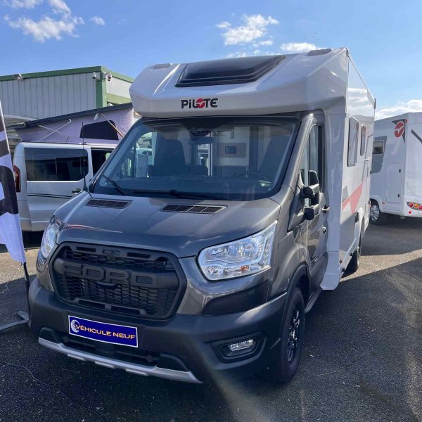 Antoine Caravanes et Camping Car A 656 D ATLAS EDITION Pilote