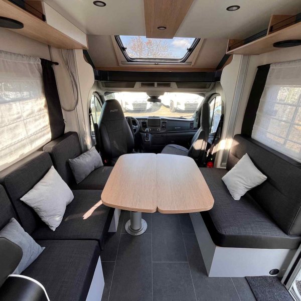 Antoine Caravanes et Camping Car A 656 D ATLAS EDITION Pilote