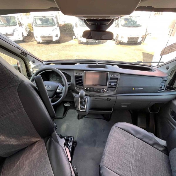 Antoine Caravanes et Camping Car A 656 D ATLAS EDITION Pilote