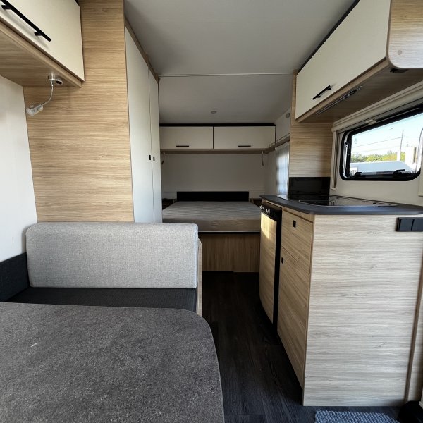 Antoine Caravanes et Camping Car Alba 460 Caravelair