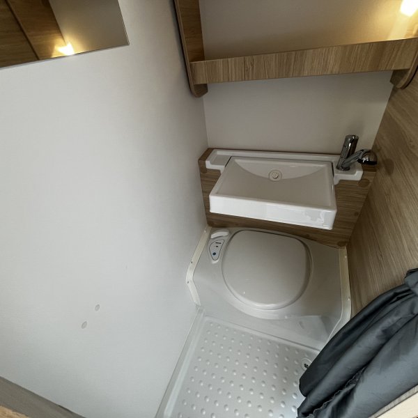 Antoine Caravanes et Camping Car Alba 460 Caravelair