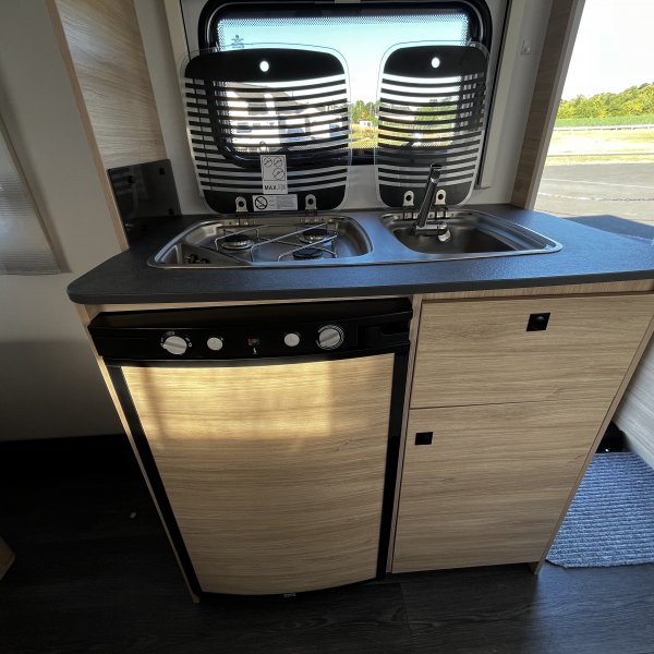 Antoine Caravanes et Camping Car Alba 460 Caravelair