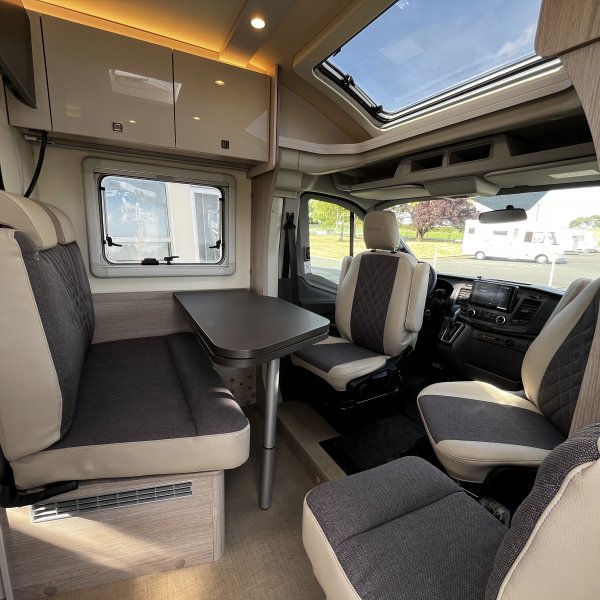Antoine Caravanes et Camping Car LINEO ACTIVE T690G Burstner