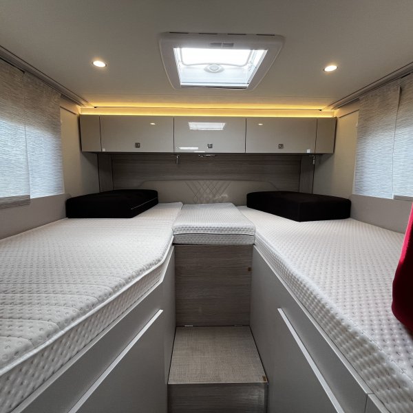 Antoine Caravanes et Camping Car LINEO ACTIVE T690G Burstner