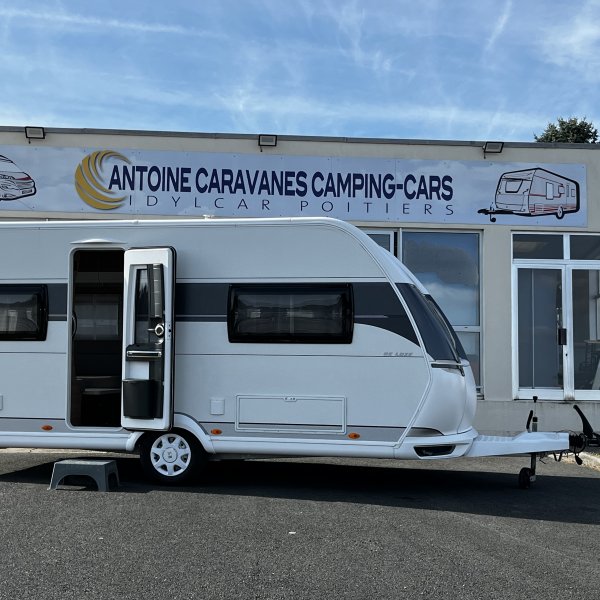 Antoine Caravanes et Camping Car DE LUXE 460 UFe Hobby