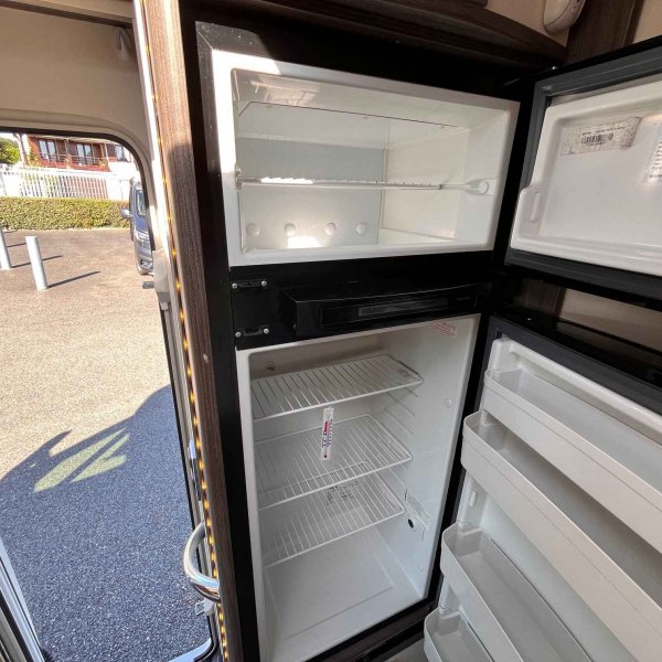 Antoine Caravanes et Camping Car FLEURETTE MAYFLOWER 70 LMX Fleurette