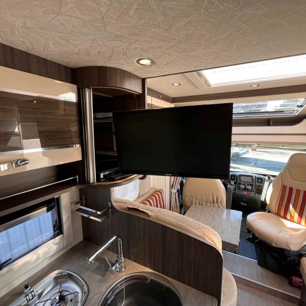 Antoine Caravanes et Camping Car FLEURETTE MAYFLOWER 70 LMX Fleurette