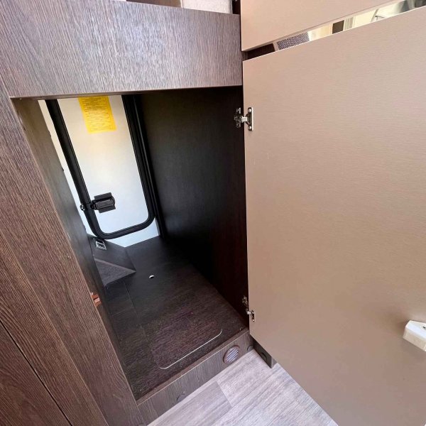 Antoine Caravanes et Camping Car BENIMAR TESSORO 481 Benimar