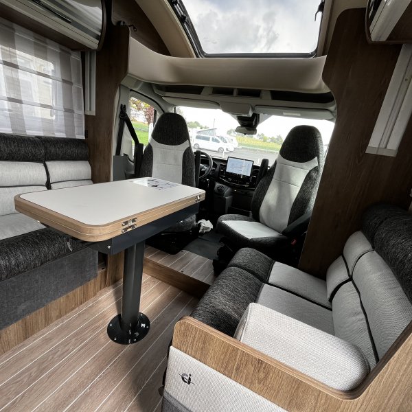 Antoine Caravanes et Camping Car MAGIS 67 XT C.I.