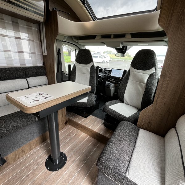 Antoine Caravanes et Camping Car MAGIS 66 XT C.I.