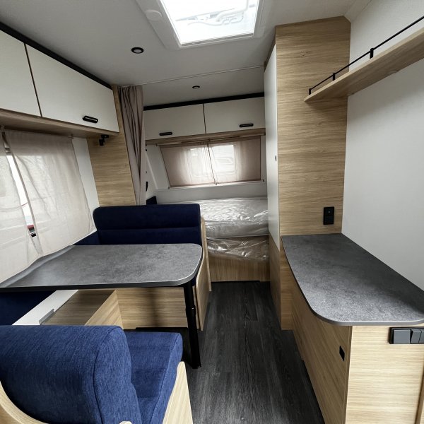 Antoine Caravanes et Camping Car EASY 420 CP Sterckeman