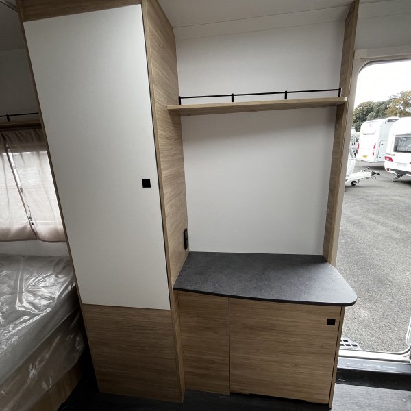 Antoine Caravanes et Camping Car EASY 420 CP Sterckeman