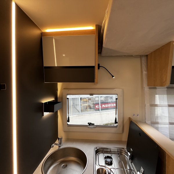 Antoine Caravanes et Camping Car MANOA 66 LXT C.I.