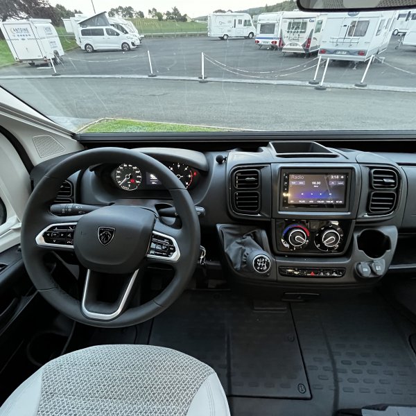 Antoine Caravanes et Camping Car COMPACT CX66 Giottiline