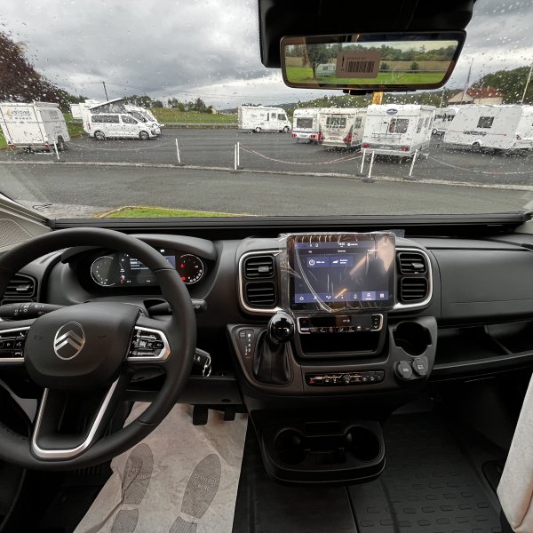 Antoine Caravanes et Camping Car SUMMIT 600 PLUS FRENCH EDITION Possl