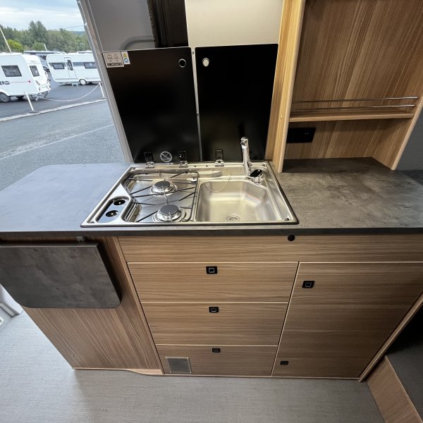 Antoine Caravanes et Camping Car SUMMIT 600 PLUS FRENCH EDITION Possl